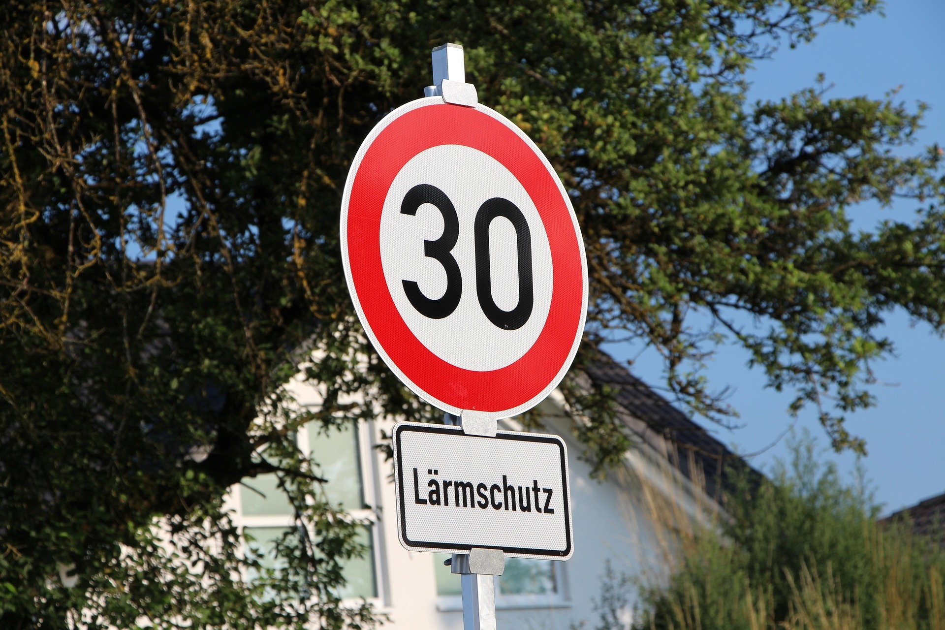 Lärmschutz in Haus und Garten